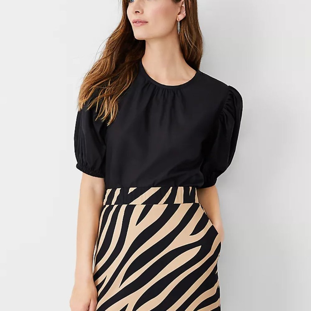 *DONATING ON 3/25* Ann Taylor Petite Scoop Back Puff Sleeve Top